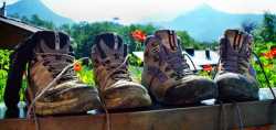 2 Paar Wanderschuhe